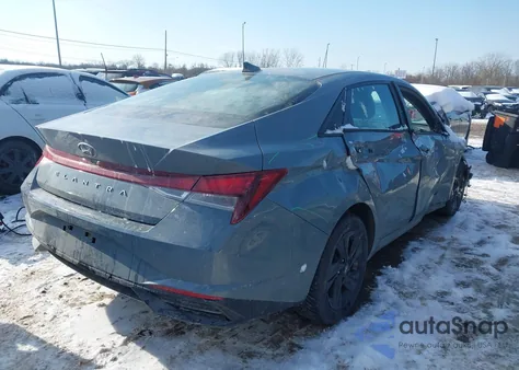 2021 Hyundai Elantra Sel from USA, damaged, VIN KMHLS4AG7MU122102